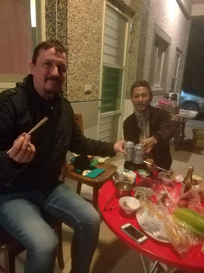 台東民宿 關山桃花心木民宿農場 Гуаншан Екстериор снимка